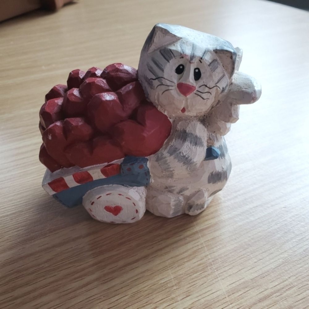 Eddie Walker Cat Angel Pushing‎ Wheelbarrow With Hearts Figurine Shelf Decor